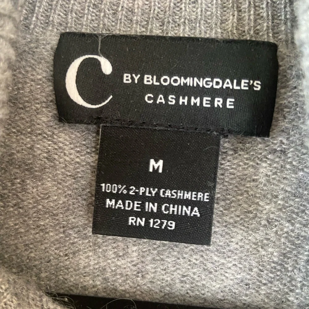 C by Bloomingdale’s Cashmere Turtleneck Sweater - Picture 3 of 3